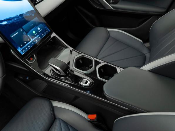 Geely Atlas II с пробегом 2024 года, цена 3 140 000 рублей, 29008 км, внедорожник, Автокод Объявления