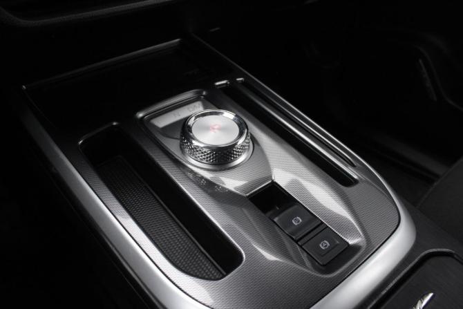 Haval Jolion I Рестайлинг с пробегом 2025 года, цена 2 030 000 рублей, 28463 км, внедорожник, Автокод Объявления
