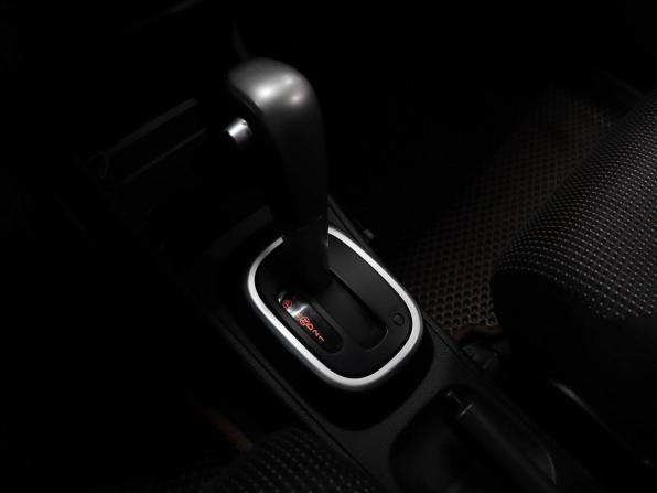Nissan Tiida I Рестайлинг с пробегом 2012 года, цена 699 000 рублей, 260534 км, хэтчбек, Автокод Объявления