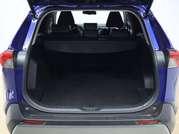 Toyota RAV4 V (XA50) с пробегом 2021 года, цена 3 090 000 рублей, 156189 км, внедорожник, Автокод Объявления