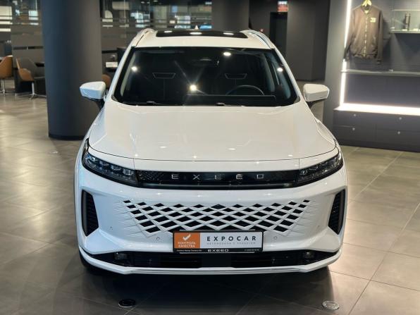 Exeed LX I Рестайлинг 2 с пробегом 2023 года, цена 2 430 000 рублей, 38007 км, внедорожник, Автокод Объявления