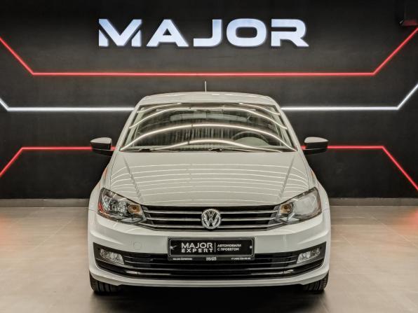 Volkswagen Polo V Рестайлинг с пробегом 2018 года, цена 1 100 000 рублей, 73682 км, седан, Автокод Объявления