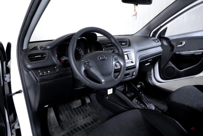 Kia Rio III Рестайлинг с пробегом 2015 года, цена 1 220 000 рублей, 129033 км, седан, Автокод Объявления