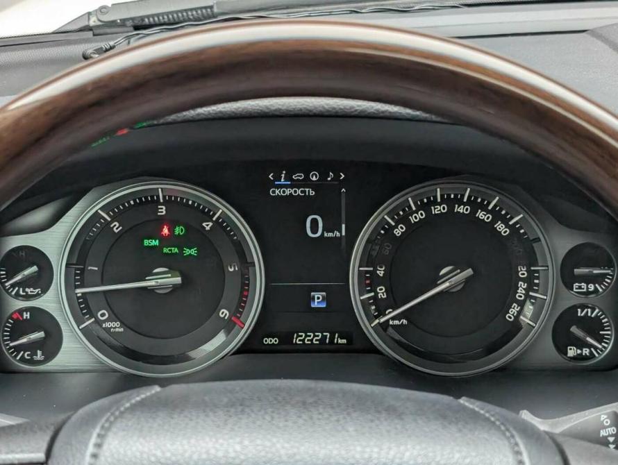 Toyota Land Cruiser 200 Series Рестайлинг 2 Москва  - изображение 16