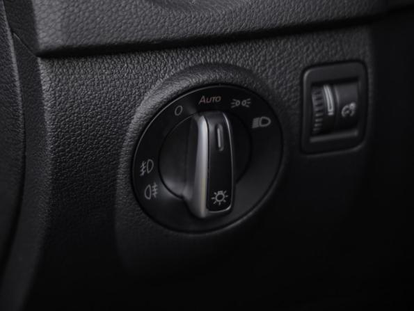 Volkswagen Tiguan I Рестайлинг с пробегом 2016 года, цена 1 599 000 рублей, 149059 км, внедорожник, Автокод Объявления