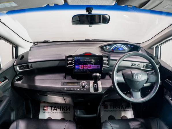 Honda Freed I с пробегом 2010 года, цена 1 150 000 рублей, 109288 км, компактвэн, Автокод Объявления