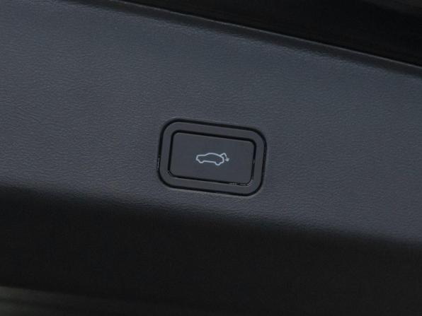 Geely Monjaro I Рестайлинг с пробегом 2025 года, цена 4 350 000 рублей, 50 км, внедорожник, Автокод Объявления