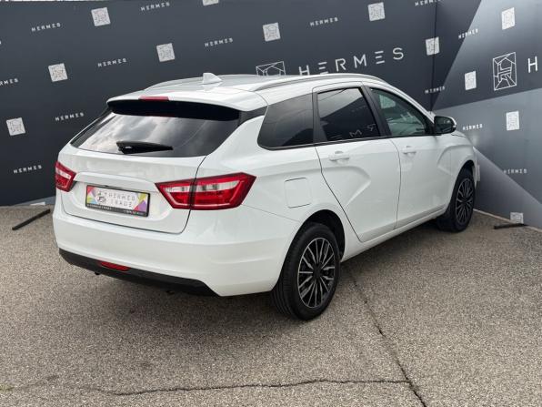 Lada (ВАЗ) Vesta I с пробегом 2022 года, цена 1 288 000 рублей, 31090 км, универсал, Автокод Объявления