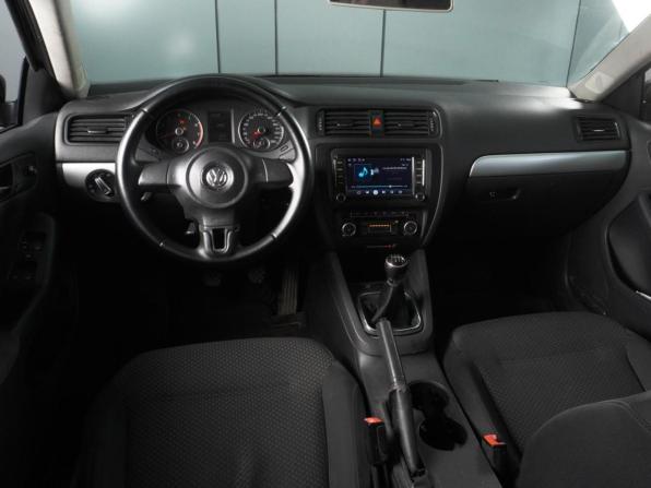 Volkswagen Jetta VI с пробегом 2011 года, цена 735 000 рублей, 264981 км, седан, Автокод Объявления