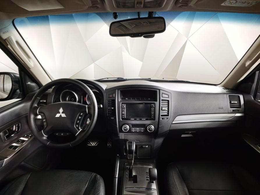 Mitsubishi Pajero IV Рестайлинг 1 Москва  - изображение 14