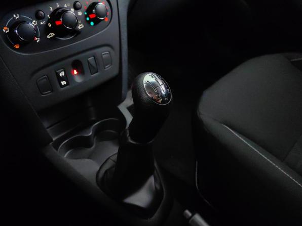 Renault Sandero II с пробегом 2016 года, цена 1 099 000 рублей, 53000 км, хэтчбек, Автокод Объявления