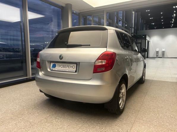 Skoda Fabia II Рестайлинг с пробегом 2010 года, цена 311 000 рублей, 220000 км, хэтчбек, Автокод Объявления