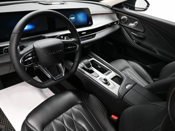 Chery Arrizo 8 с пробегом 2023 года, цена 2 155 000 рублей, 37036 км, седан, Автокод Объявления
