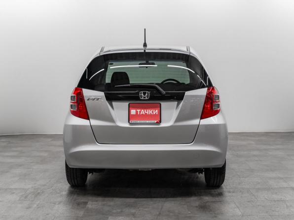 Honda Fit II с пробегом 2010 года, цена 850 000 рублей, 74864 км, хэтчбек, Автокод Объявления