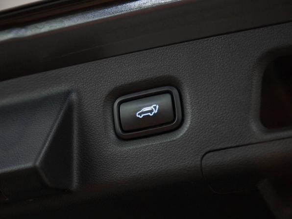 Hyundai Santa Fe IV Рестайлинг с пробегом 2021 года, цена 3 700 000 рублей, 105684 км, внедорожник, Автокод Объявления