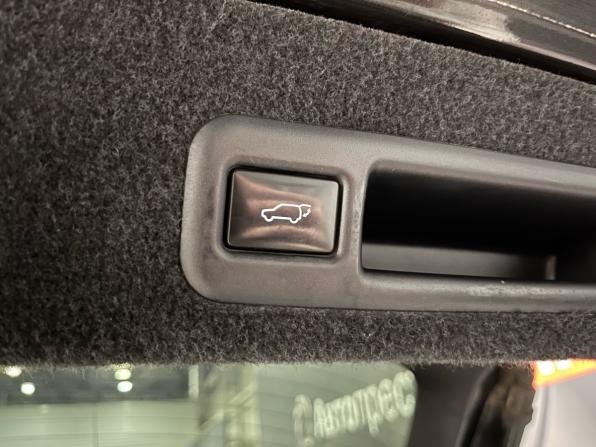 Lexus RX IV с пробегом 2018 года, цена 3 730 000 рублей, 177940 км, внедорожник, Автокод Объявления