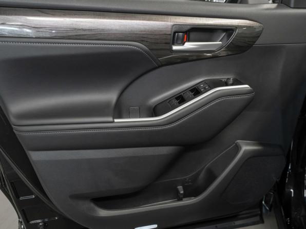 Toyota Highlander IV (XU70) с пробегом 2026 года, цена 5 100 000 рублей, 50 км, внедорожник, Автокод Объявления