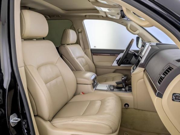 Toyota Land Cruiser 200 Series Рестайлинг 2 с пробегом 2016 года, цена 6 200 000 рублей, 110281 км, внедорожник, Автокод Объявления
