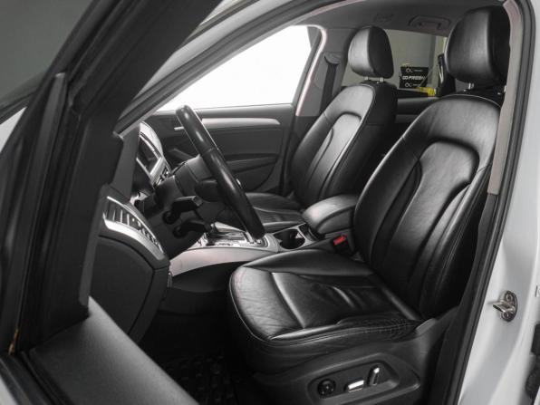 Audi Q5 I (8R) Рестайлинг с пробегом 2012 года, цена 1 719 000 рублей, 171174 км, внедорожник, Автокод Объявления