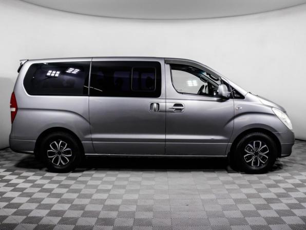 Hyundai Grand Starex I с пробегом 2011 года, цена 1 599 000 рублей, 247868 км, минивэн, Автокод Объявления