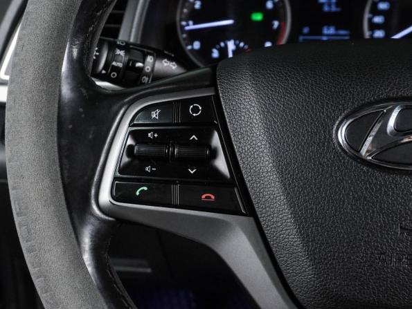 Hyundai Elantra VI (AD) с пробегом 2017 года, цена 1 547 000 рублей, 165291 км, седан, Автокод Объявления