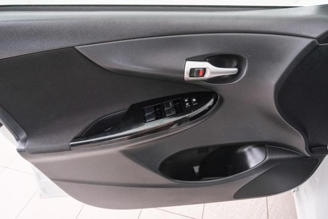 Toyota Corolla X (E140 E150) Рестайлинг с пробегом 2012 года, цена 1 159 000 рублей, 175000 км, седан, Автокод Объявления
