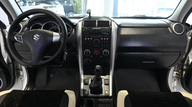 Suzuki Grand Vitara II Рестайлинг с пробегом 2011 года, цена 895 000 рублей, 221972 км, внедорожник, Автокод Объявления