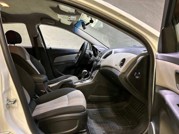 Chevrolet Cruze I Рестайлинг с пробегом 2013 года, цена 439 000 рублей, 190415 км, хэтчбек, Автокод Объявления