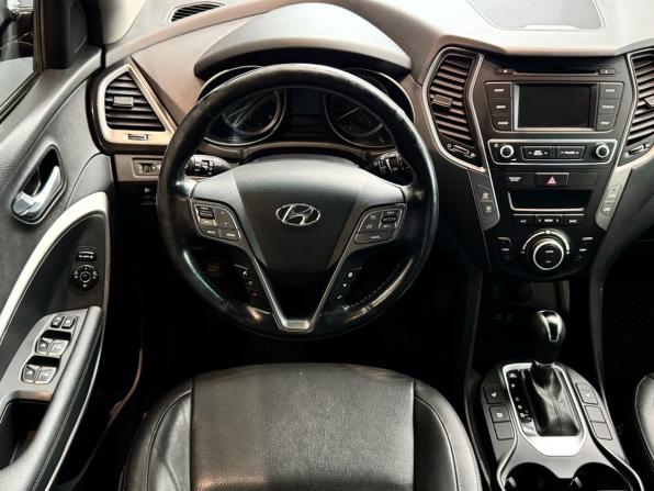 Hyundai Santa Fe III Рестайлинг с пробегом 2018 года, цена 2 215 000 рублей, 204000 км, внедорожник, Автокод Объявления