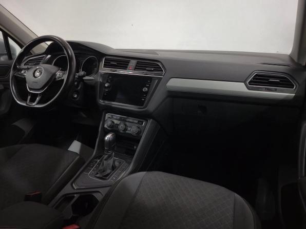 Volkswagen Tiguan II с пробегом 2019 года, цена 2 090 000 рублей, 180134 км, внедорожник, Автокод Объявления