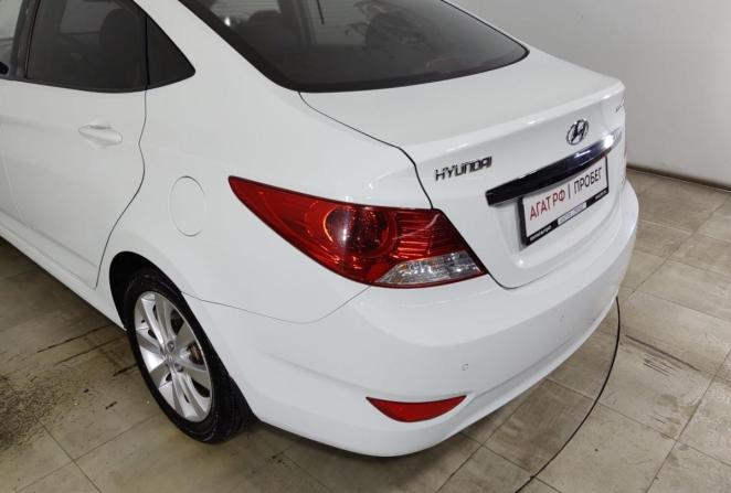 Hyundai Solaris I с пробегом 2012 года, цена 850 000 рублей, 134000 км, седан, Автокод Объявления