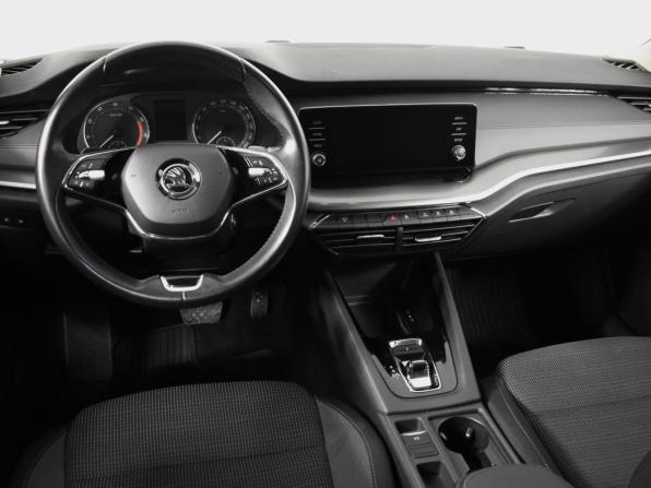 Skoda Octavia IV (A8) с пробегом 2021 года, цена 1 843 100 рублей, 173871 км, лифтбек, Автокод Объявления