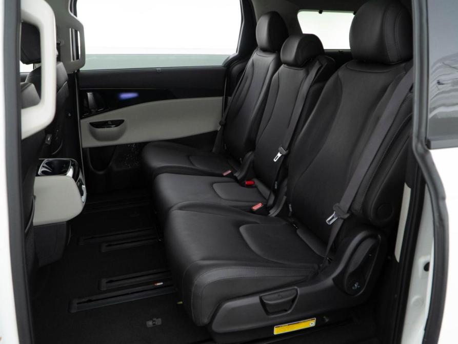 Kia Carnival IV Москва  - изображение 9