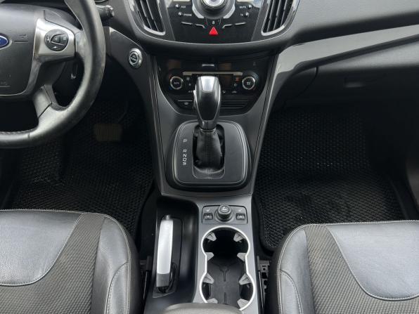 Ford Kuga II с пробегом 2013 года, цена 1 350 000 рублей, 113302 км, внедорожник, Автокод Объявления
