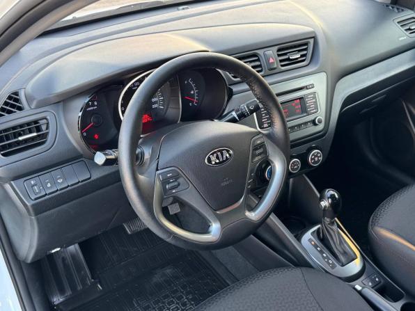 Kia Rio III Рестайлинг с пробегом 2015 года, цена 1 200 000 рублей, 125137 км, седан, Автокод Объявления