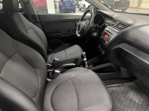 Kia Rio III Рестайлинг с пробегом 2016 года, цена 890 000 рублей, 234138 км, седан, Автокод Объявления