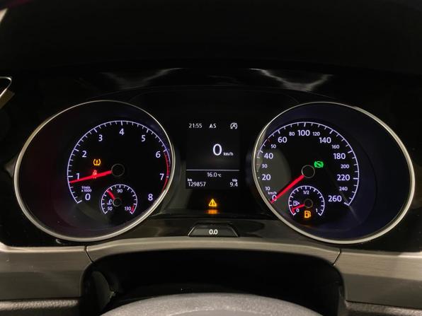 Volkswagen Touran II с пробегом 2016 года, цена 1 475 000 рублей, 129856 км, минивэн, Автокод Объявления