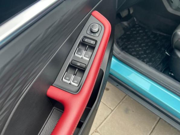 Geely Coolray I Рестайлинг с пробегом 2024 года, цена 2 020 200 рублей, 23967 км, внедорожник, Автокод Объявления
