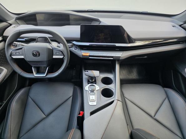 Changan UNI-V I с пробегом 2023 года, цена 2 190 000 рублей, 54420 км, лифтбек, Автокод Объявления