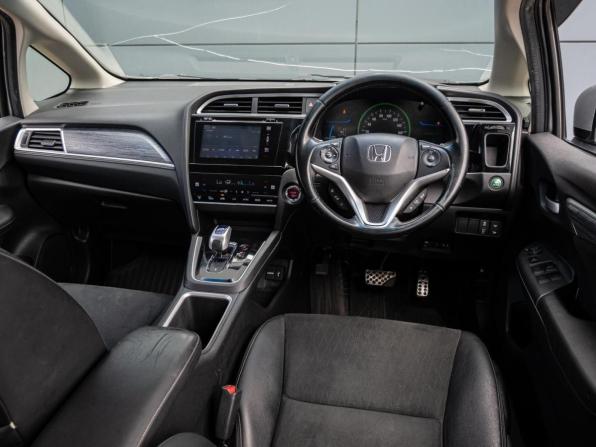 Honda Shuttle II с пробегом 2016 года, цена 1 250 000 рублей, 175321 км, универсал, Автокод Объявления
