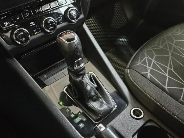 Skoda Octavia III (A7) Рестайлинг с пробегом 2019 года, цена 1 500 000 рублей, 121264 км, лифтбек, Автокод Объявления