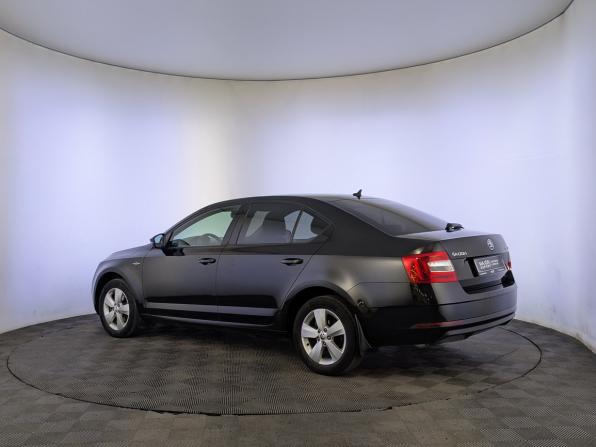 Skoda Octavia III (A7) Рестайлинг с пробегом 2019 года, цена 1 880 000 рублей, 101838 км, лифтбек, Автокод Объявления