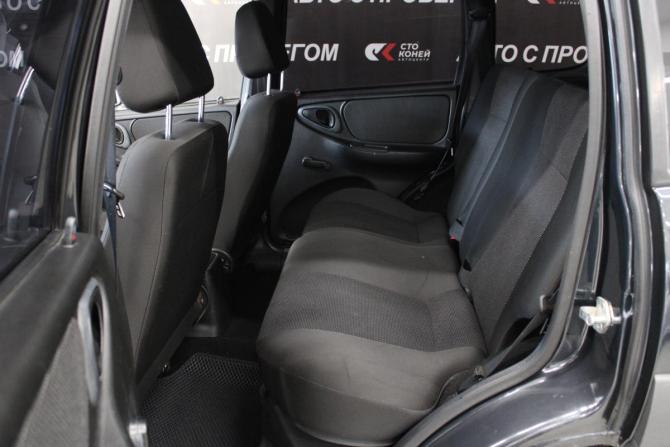Chevrolet Niva I Рестайлинг с пробегом 2012 года, цена 548 000 рублей, 230000 км, внедорожник, Автокод Объявления