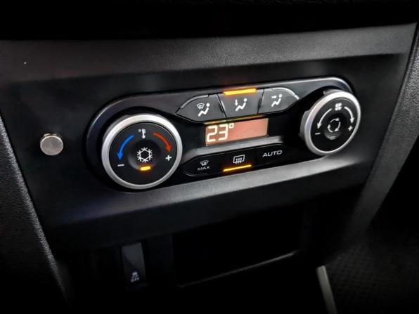 Lada (ВАЗ) XRAY I с пробегом 2019 года, цена 855 000 рублей, 75987 км, хэтчбек, Автокод Объявления