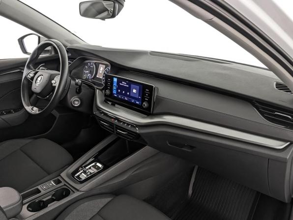 Skoda Octavia IV (A8) с пробегом 2021 года, цена 2 140 000 рублей, 73007 км, лифтбек, Автокод Объявления