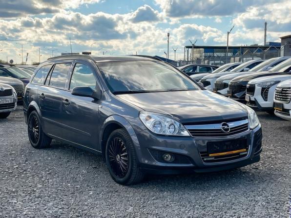 Opel Astra H Рестайлинг с пробегом 2008 года, цена 420 000 рублей, 292051 км, универсал, Автокод Объявления