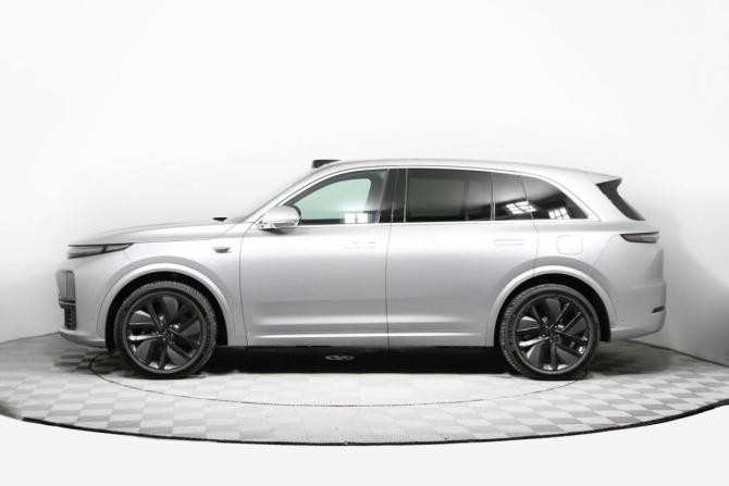Новый Li Auto (Lixiang) L7 I Рестайлинг 2025 года, цена 10 690 000 рублей, внедорожник, Автокод Объявления