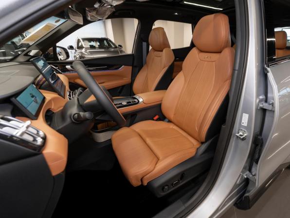Geely Atlas II с пробегом 2025 года, цена 3 050 000 рублей, 30 км, внедорожник, Автокод Объявления