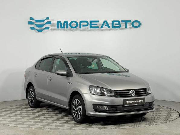 Volkswagen Polo V Рестайлинг с пробегом 2018 года, цена 1 590 000 рублей, 81682 км, седан, Автокод Объявления