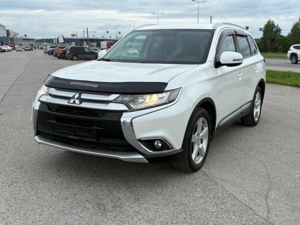 Mitsubishi Outlander III Рестайлинг 2 с пробегом 2017 года, цена 1 746 000 рублей, 137545 км, внедорожник, Автокод Объявления